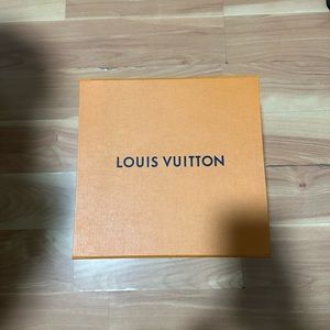 Louis Vuitton Box - 10x10x5